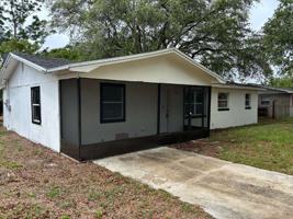 featured image of 2436 Lilly St