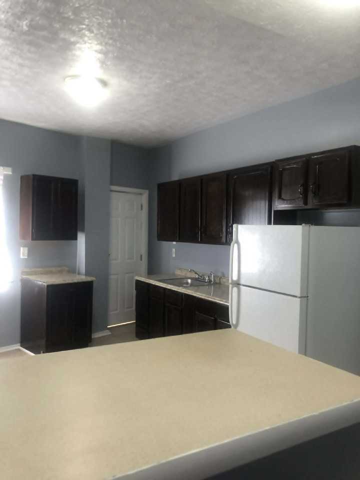 2671 Saint Benedict St - Photo 4 of 14