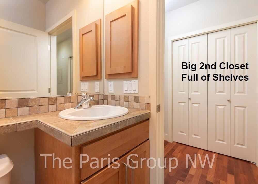 401 Ne 71st St - Photo 6 of 28