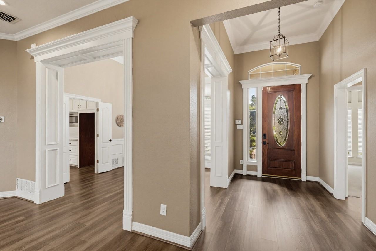 2405 Peach Blossom Ct - Photo 3 of 34