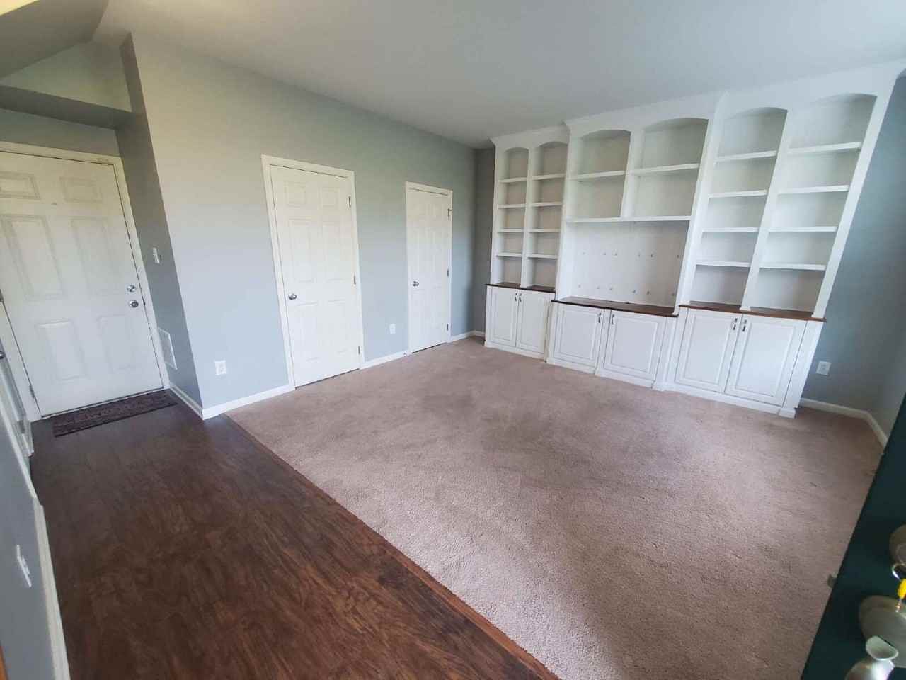 436 Aura Rd - Photo 3 of 33