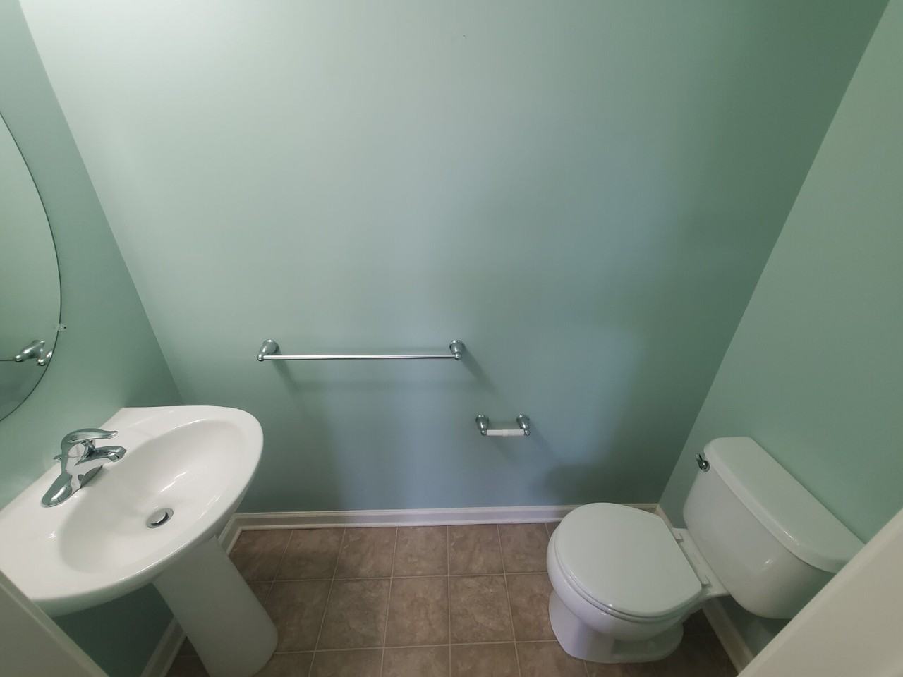 436 Aura Rd - Photo 6 of 33