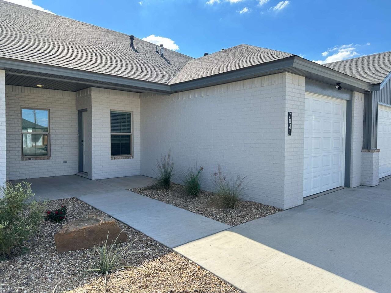 7034 41st St - Photo 4 of 39