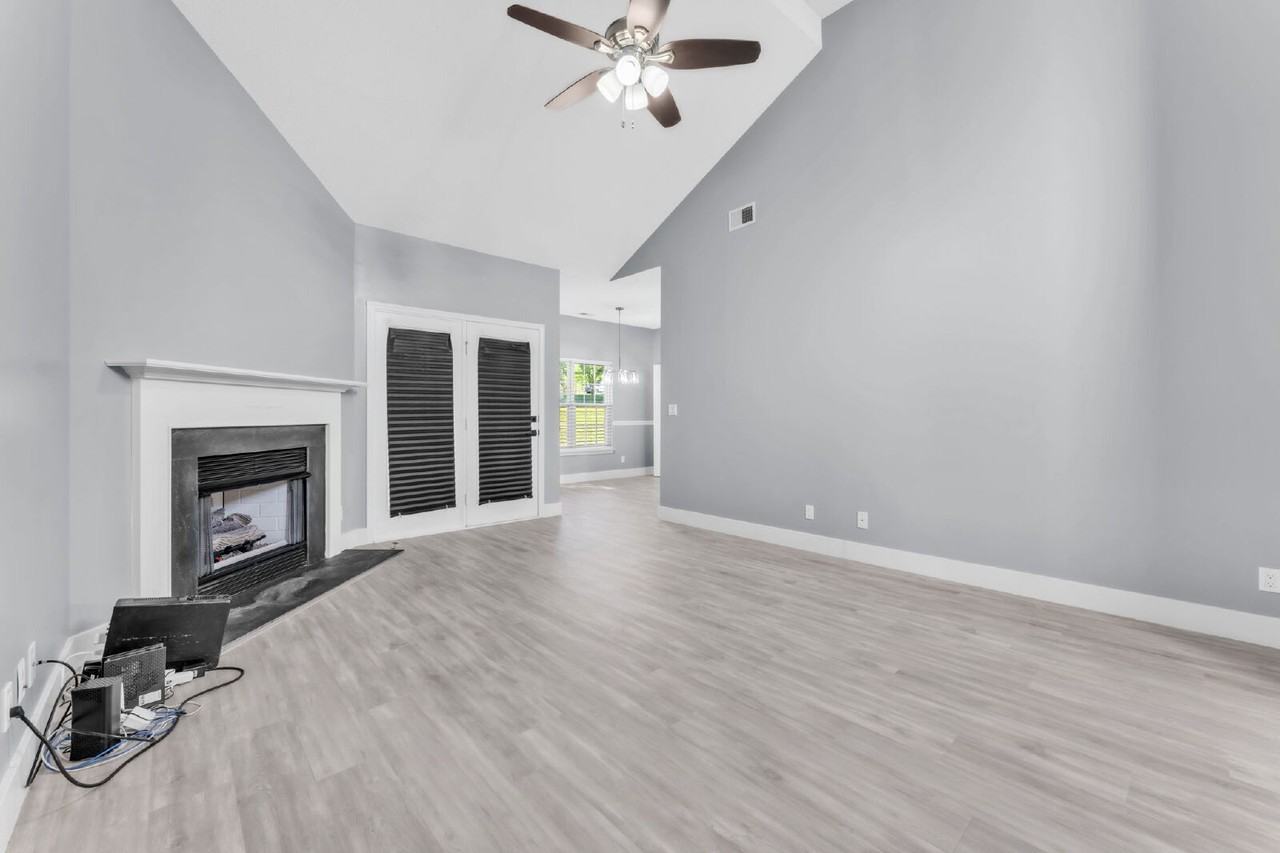 606 Brushwood Rd - Photo 7 of 27