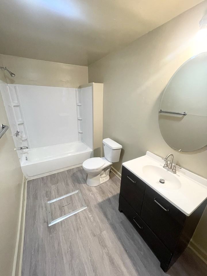 2639 Central Ave - Photo 4 of 6