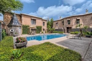 featured image of 7711 Broadway #1C