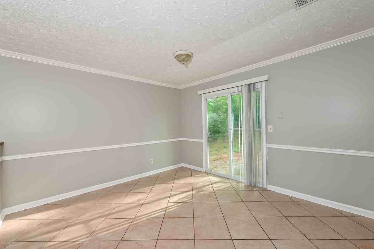 450 Pennybrook Dr - Photo 5 of 15