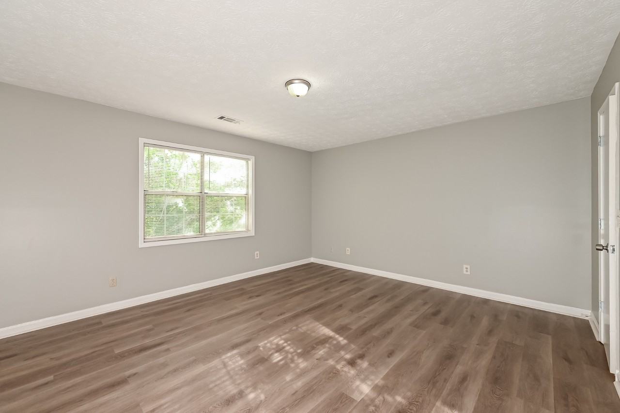 450 Pennybrook Dr - Photo 7 of 15