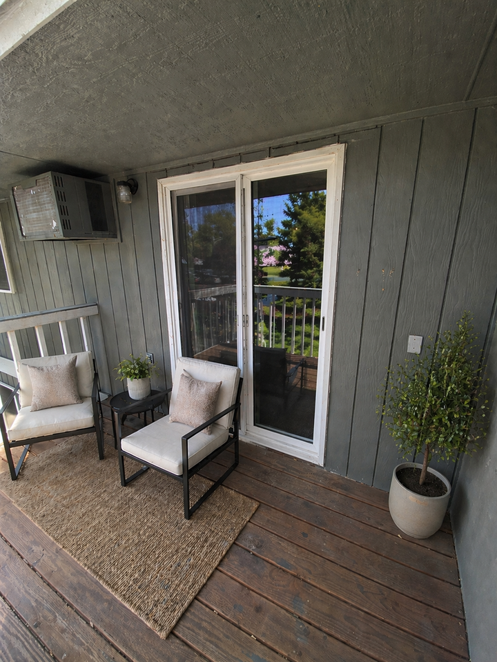 201A Valleyview Ave #12 - Photo 3 of 21