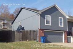 704 Nw Scenic Dr - Photo 1 of 1