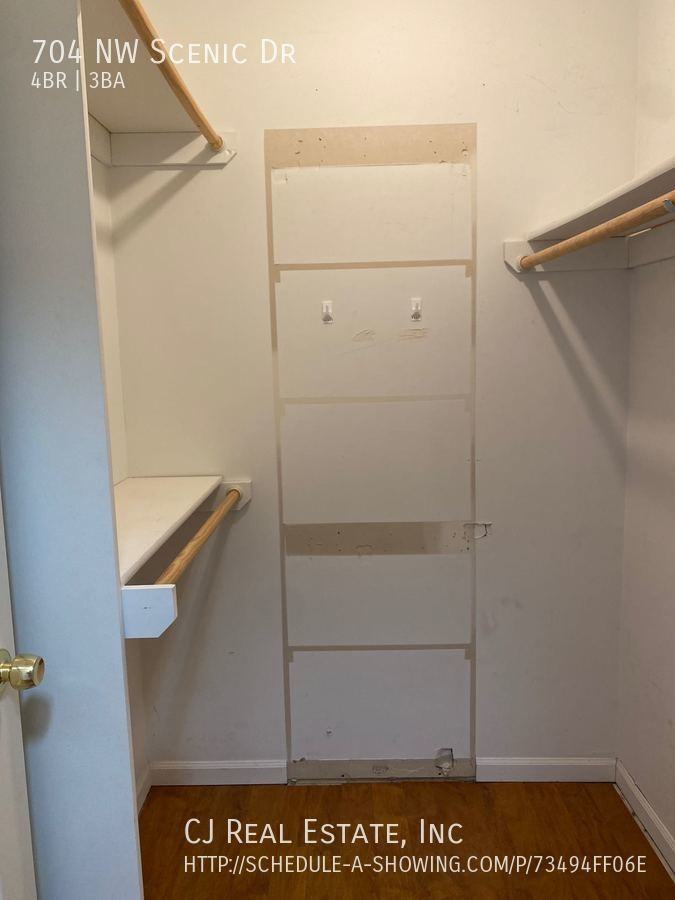 704 Nw Scenic Dr - Photo 5 of 10