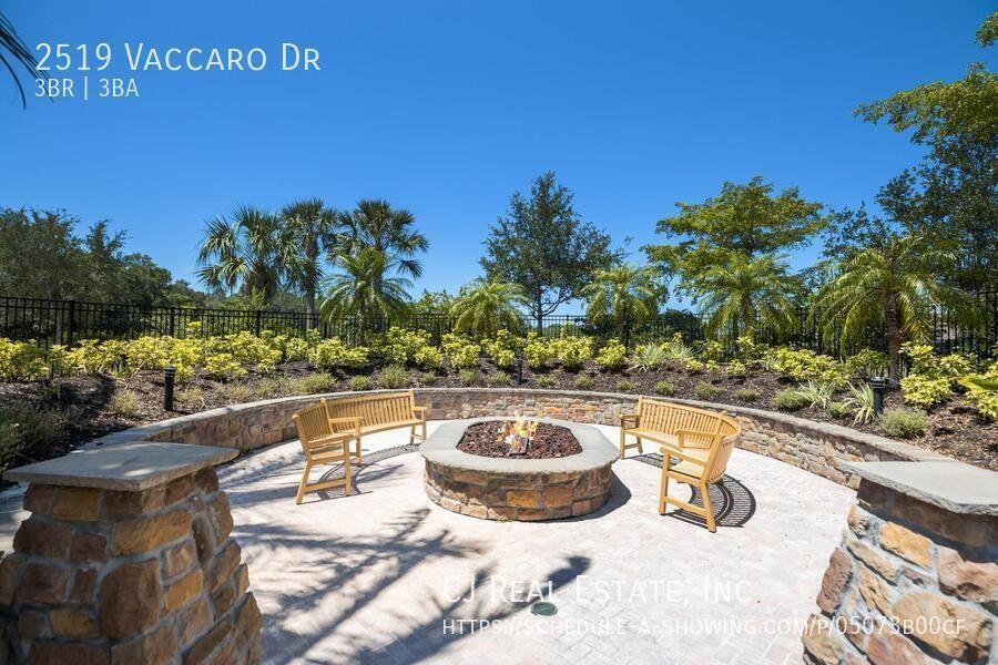 2519 Vaccaro Dr - Photo 5 of 35