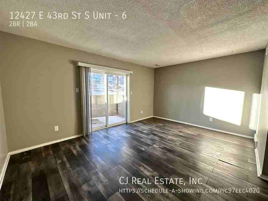 12427 E 43rd St S #6 - Photo 2 of 9