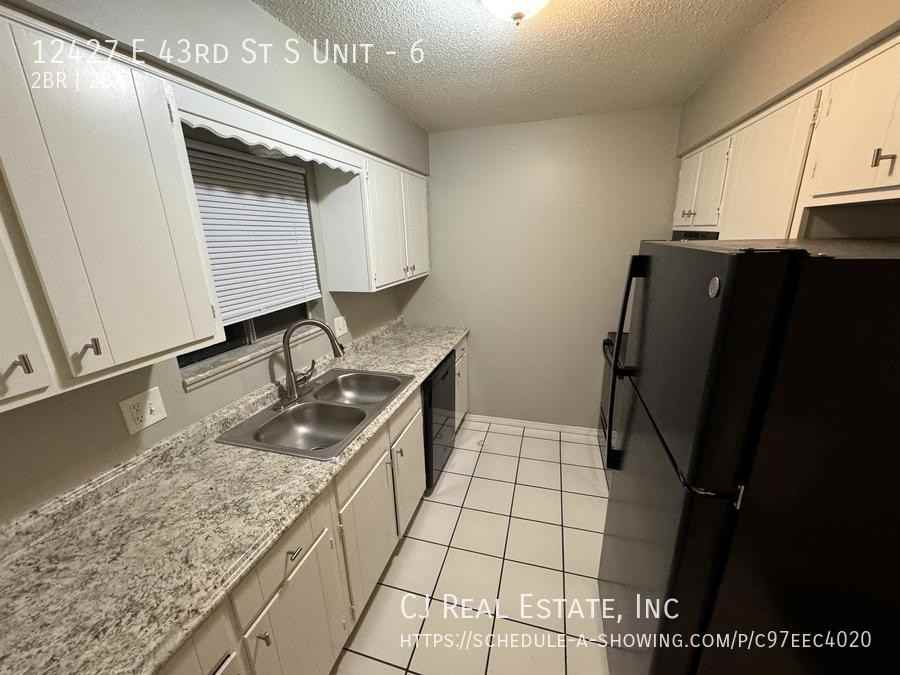 12427 E 43rd St S #6 - Photo 6 of 9