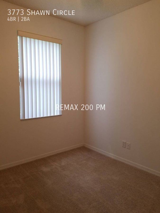 3773 Shawn Cir - Photo 4 of 17