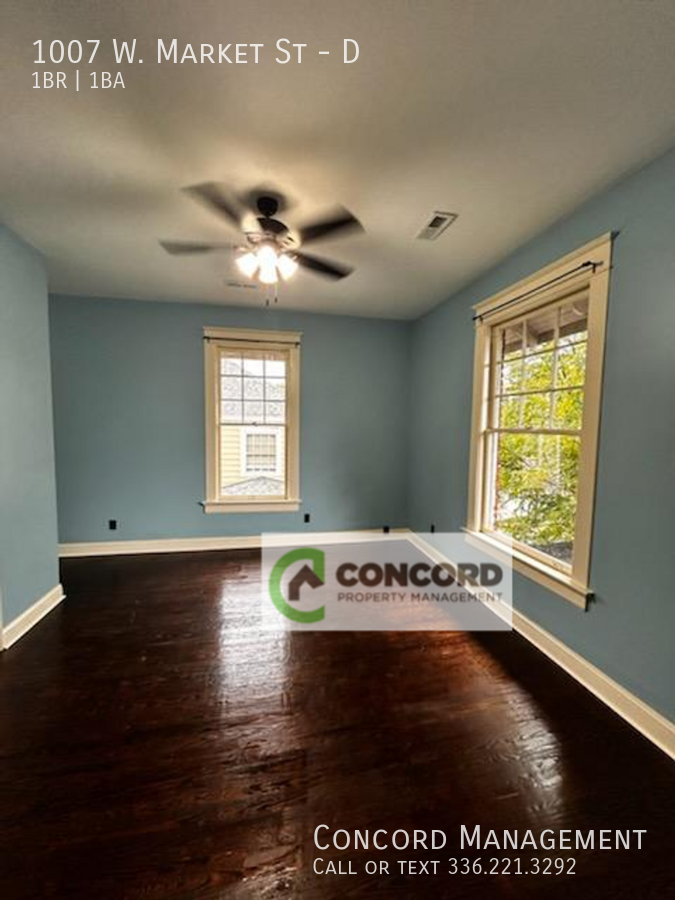 1007 W Market St #D - Photo 6 of 12