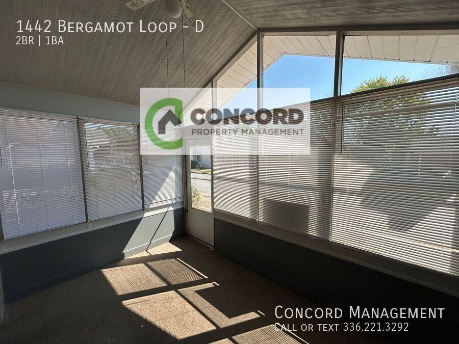 1442 Bergamot Loop #D - Photo 3 of 14