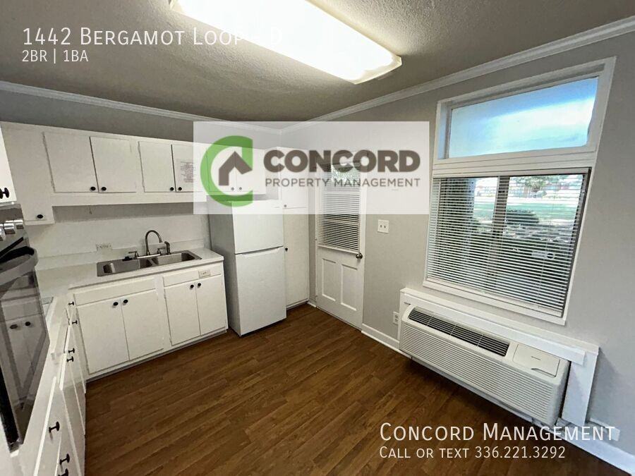 1442 Bergamot Loop #D - Photo 7 of 14