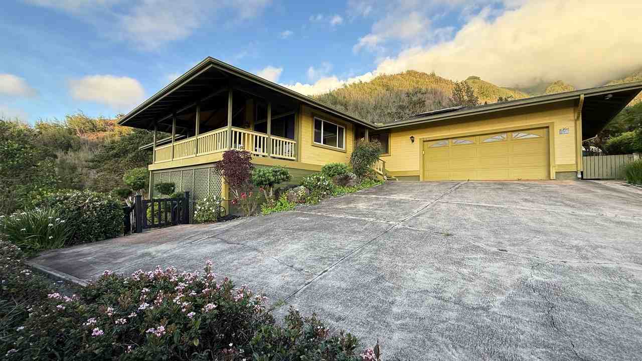541 Kulaiwi Dr - Photo 2 of 42