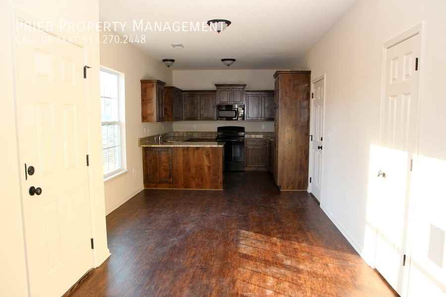 21946 W 125th St #4 - Photo 6 of 18