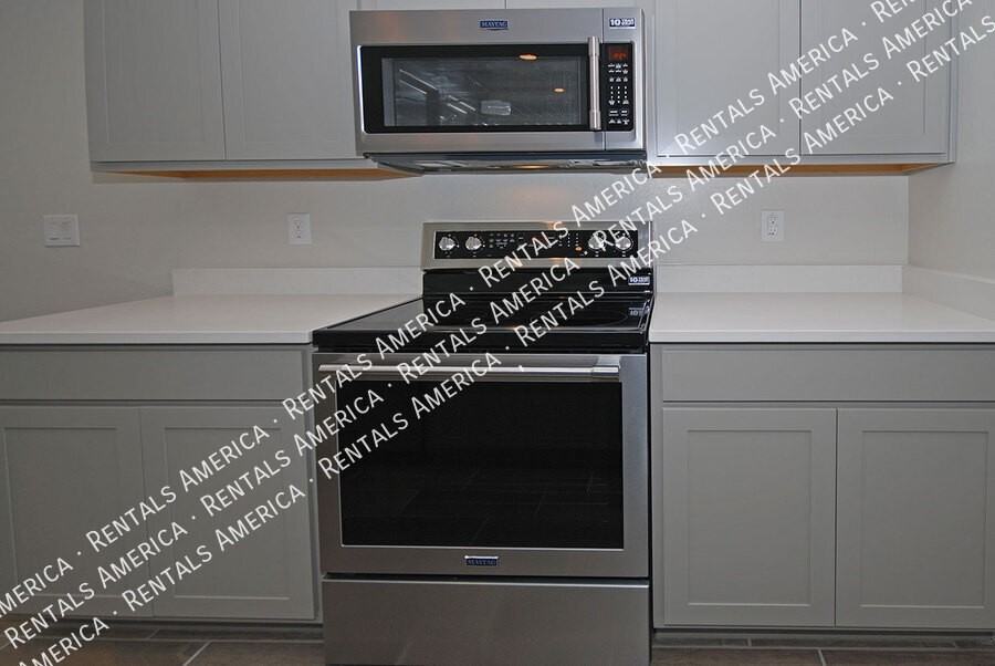 3725 E Catalina Dr - Photo 6 of 29