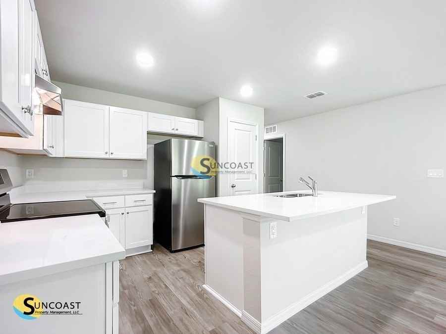 19 Wood Amber Ln #A - Photo 2 of 25