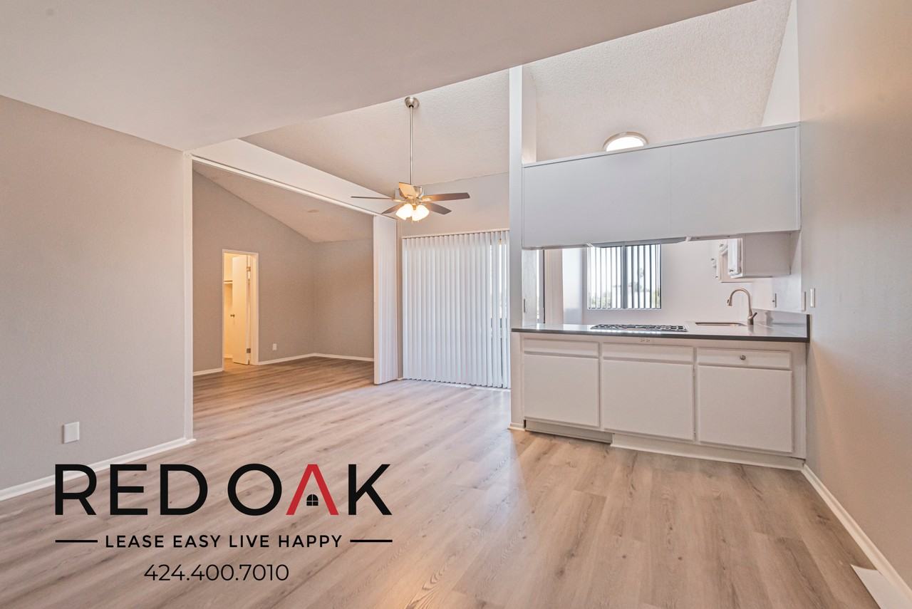 8614 Woodley Ave #218 - Photo 5 of 15