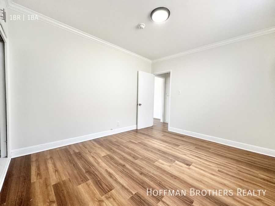 14639 Calvert St #9 - Photo 7 of 7