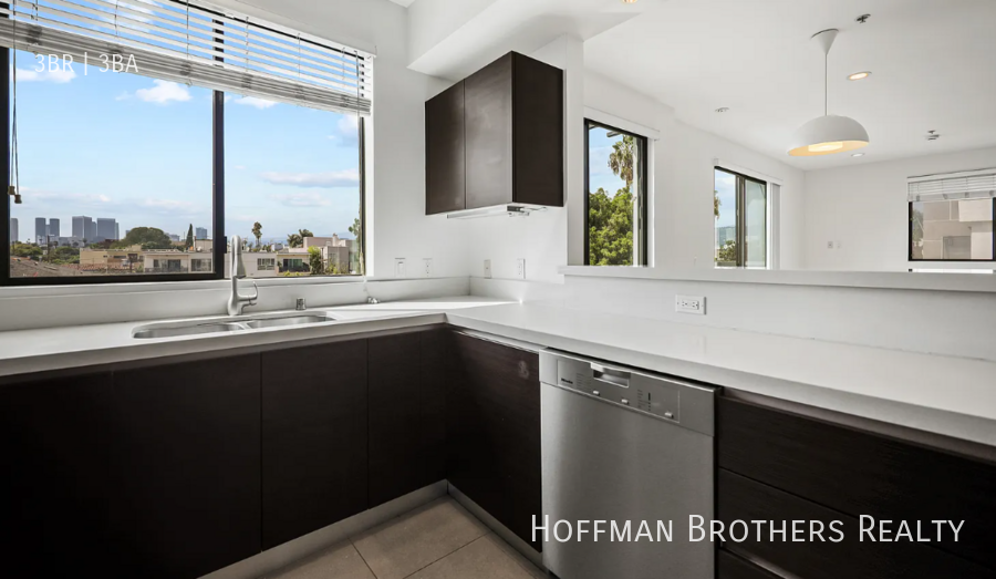 858 S Bedford St #404 - Photo 2 of 12