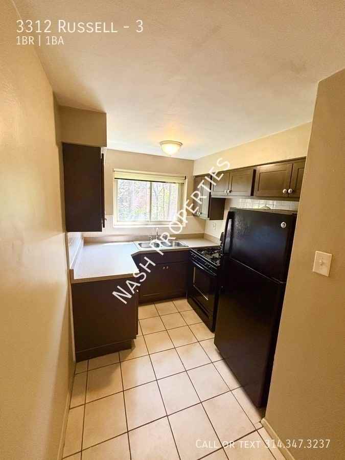 3312 Russell Blvd #3 - Photo 4 of 7