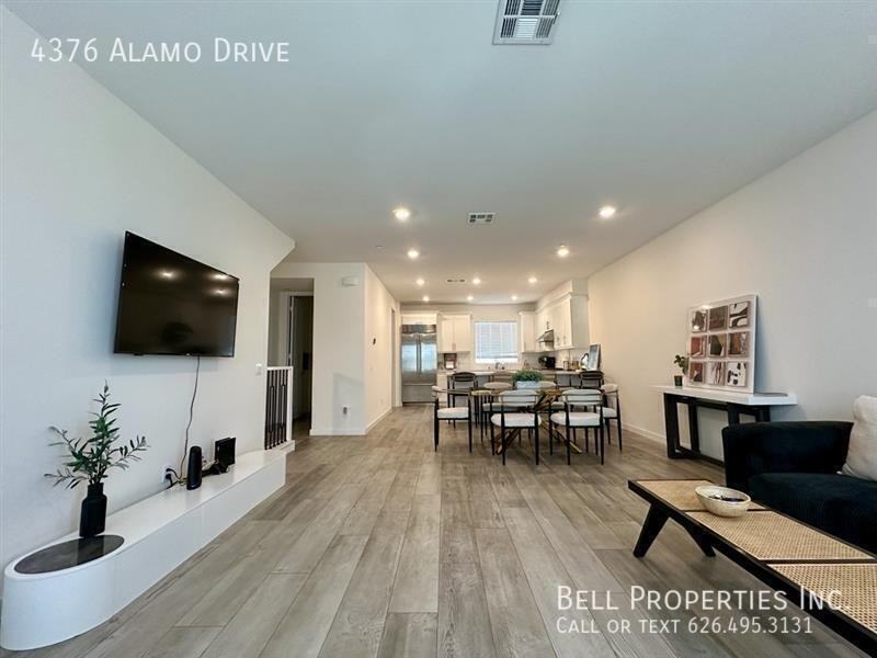 4376 Alamo Ln - Photo 6 of 21