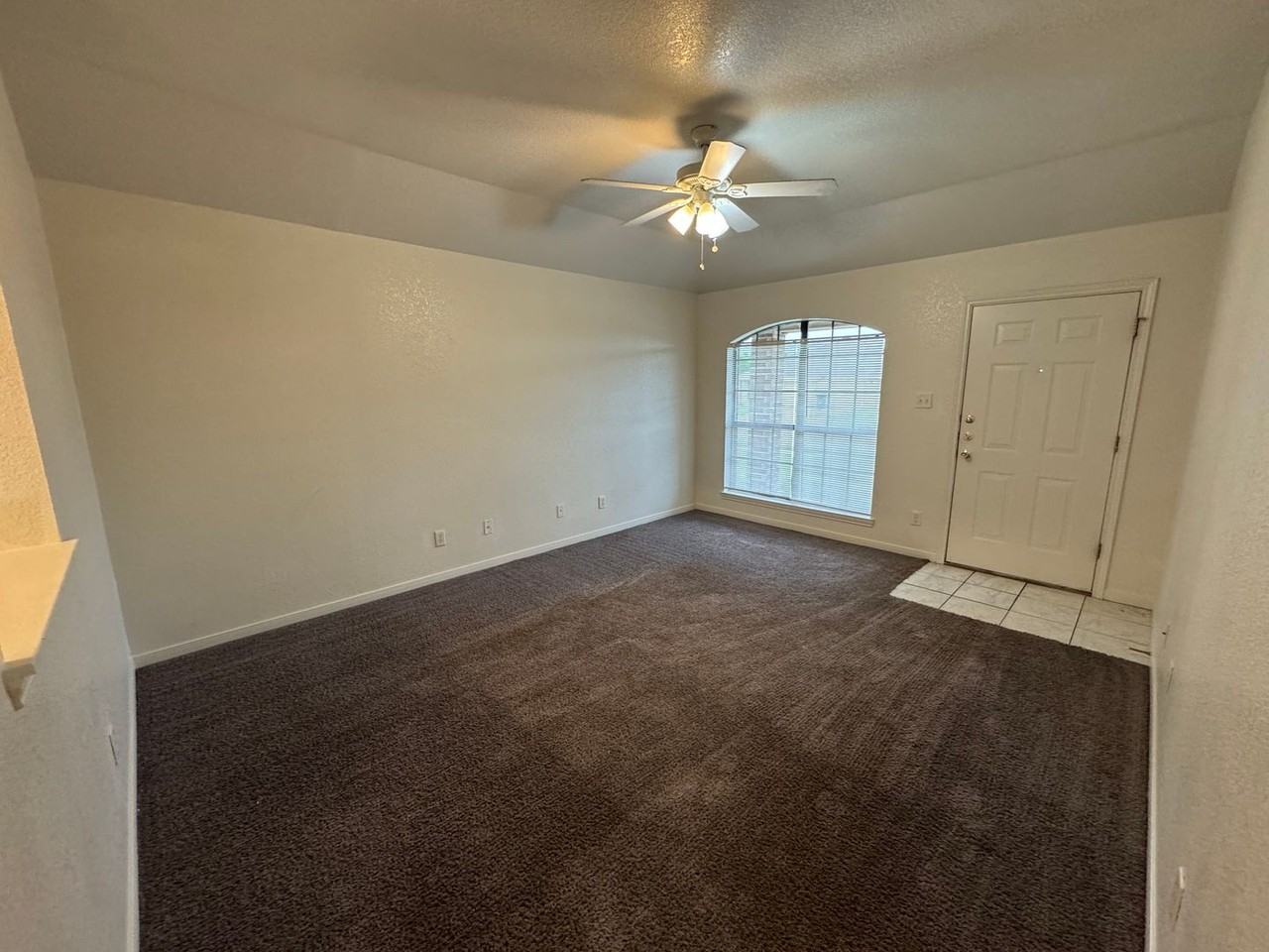 3205 Dannen Ct - Photo 6 of 31