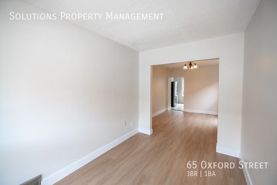 65 Oxford St - Photo 6 of 27