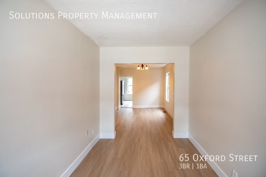 65 Oxford St - Photo 7 of 27