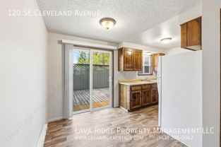 120 Se Cleveland Ave - Photo 1 of 1