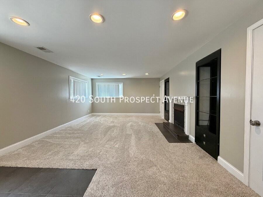 420 S Prospect Ave - Photo 7 of 15