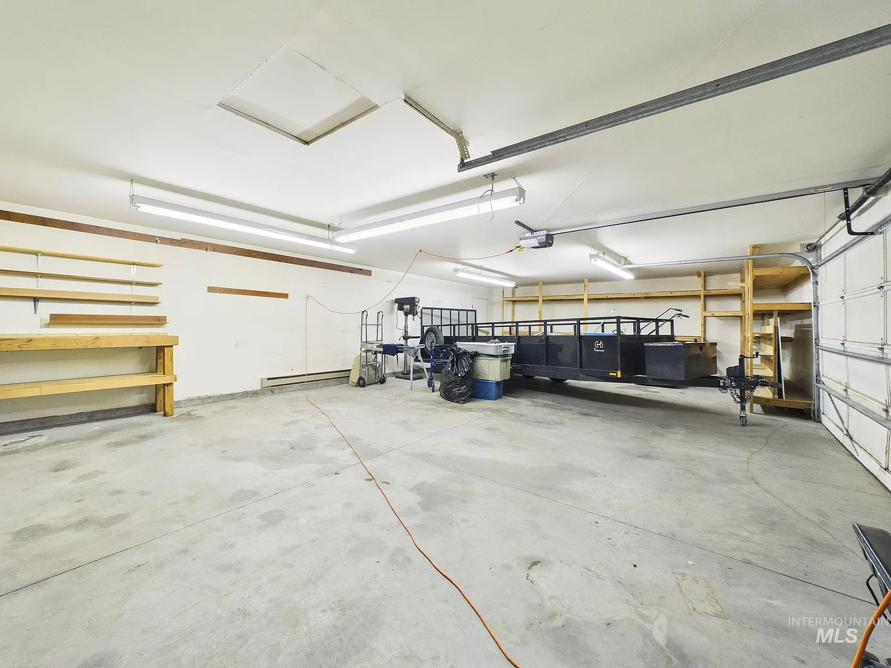 206 W 12th St #NA - Photo 4 of 6