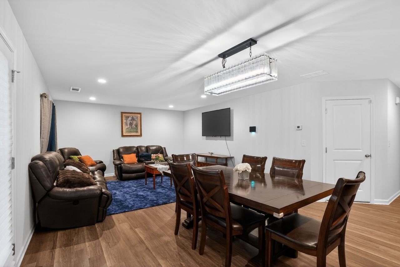 1127 2nd St Nw #NA - Photo 5 of 22