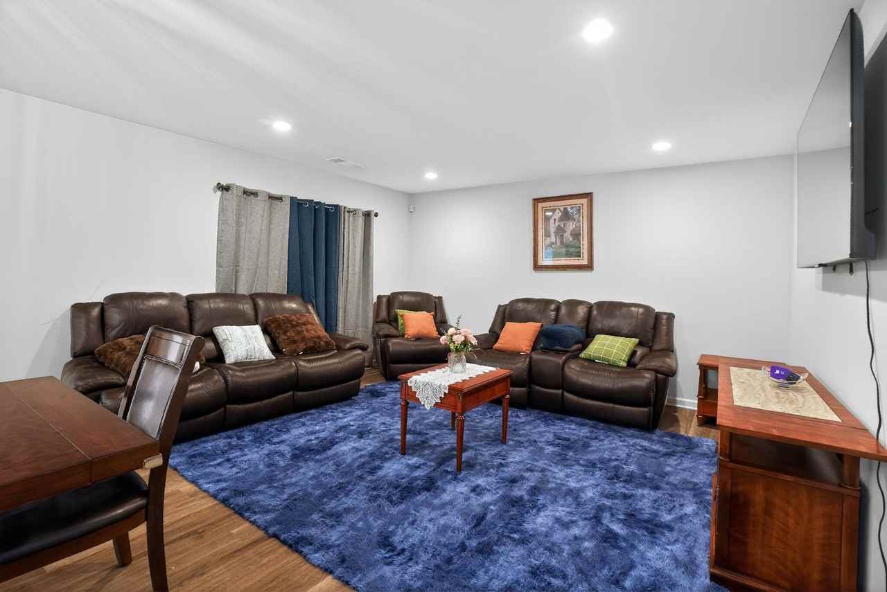 1127 2nd St Nw #NA - Photo 7 of 22