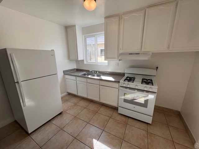 6648 Lemp Ave #9 - Photo 2 of 4