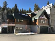 1020 Saturn Ct #NA - Photo 1 of 1