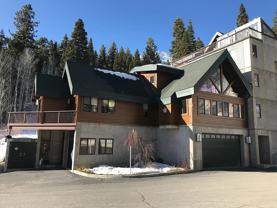 1020 Saturn Ct #NA - Photo 1 of 1