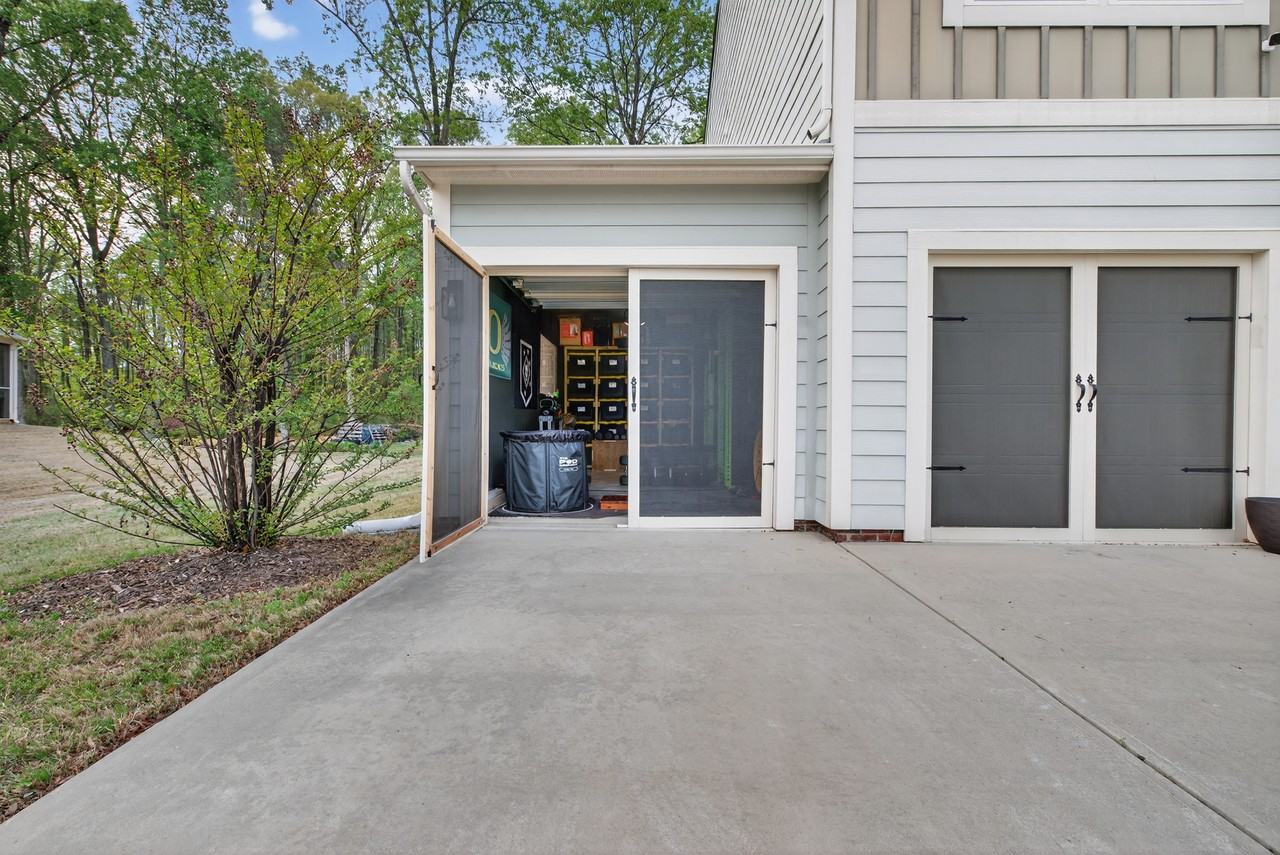 15109 Ockeechobee Ct #NA - Photo 2 of 33