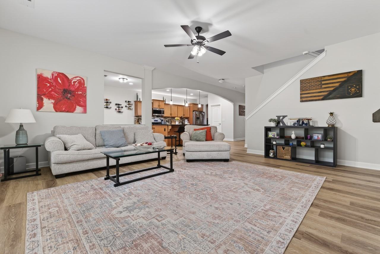 15109 Ockeechobee Ct #NA - Photo 5 of 33