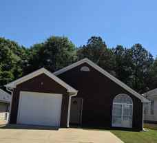 800 Pine Hill Ct #NA - Photo 1 of 1