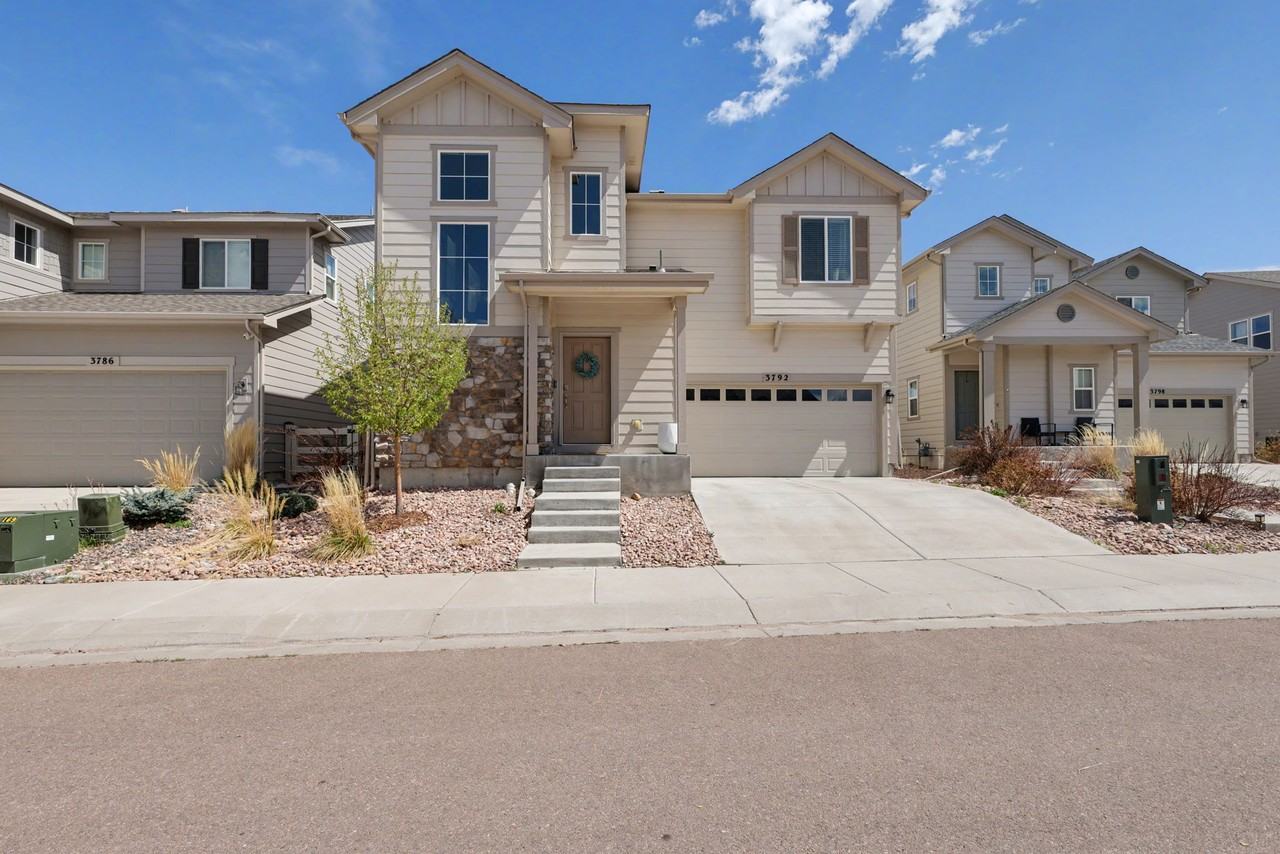 3792 Vineyard Cir #NA - Photo 2 of 37