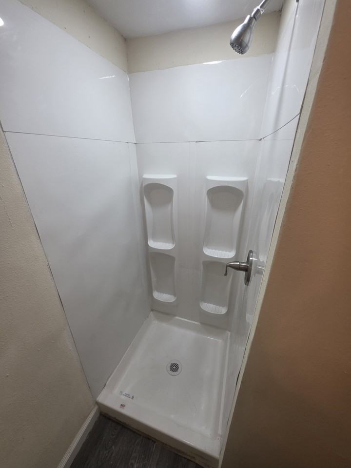 446 Lexington #NA - Photo 2 of 8