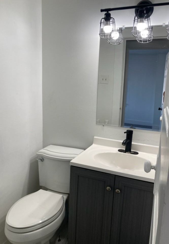 65 1/2 E Stevens St - Photo 4 of 7