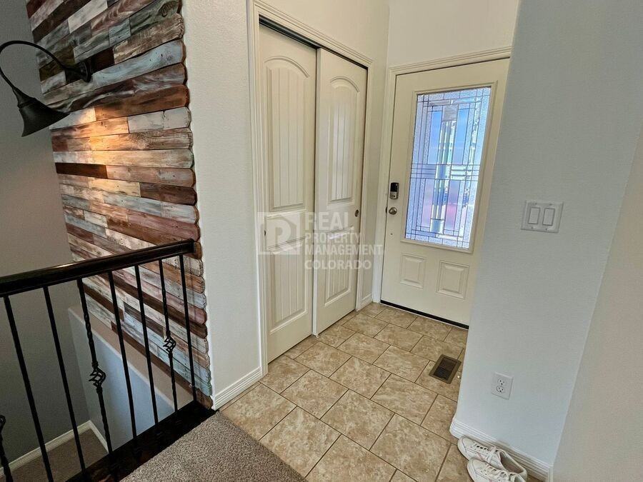 12352 Bandon Dr - Photo 3 of 28