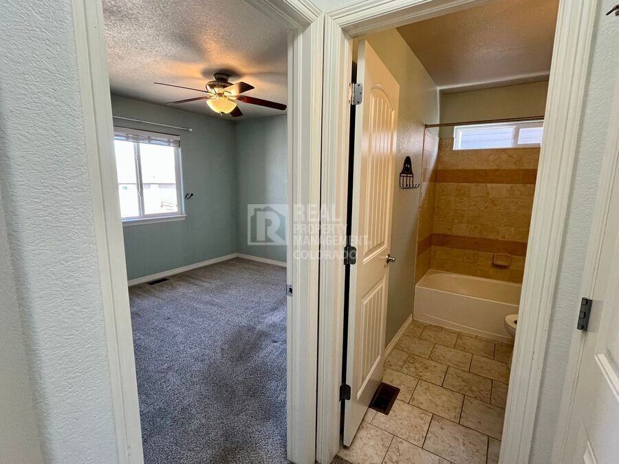 12352 Bandon Dr - Photo 5 of 28